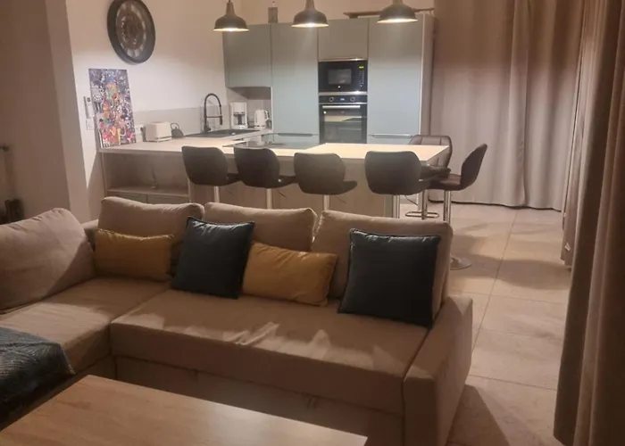 Perpignan Location A La Semaine Climatisee 4 Personnes * Pia