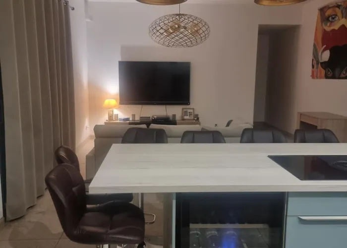 Perpignan Location A La Semaine Climatisee 4 Personnes Dom wakacyjny *