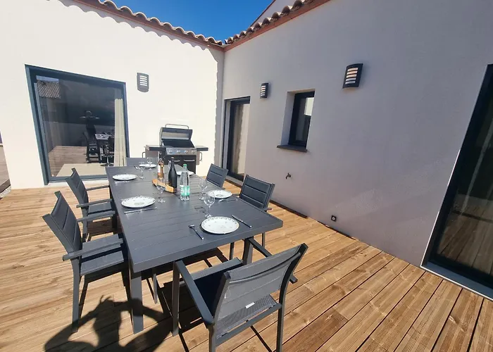 Perpignan Location A La Semaine Climatisee 4 Personnes Dom wakacyjny