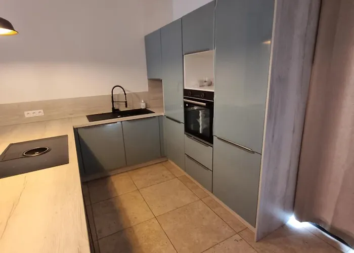 Perpignan Location A La Semaine Climatisee 4 Personnes 度假居